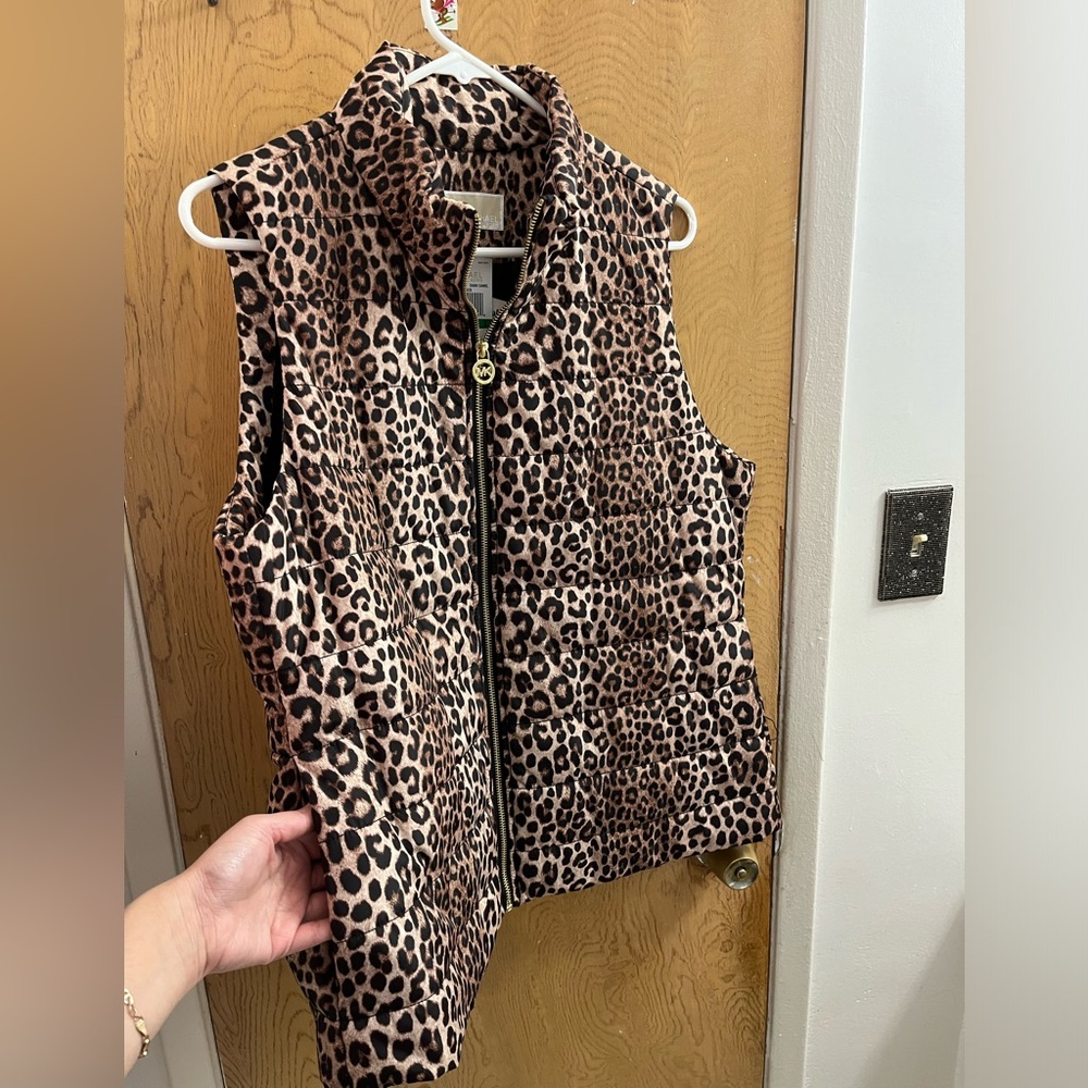 Michael by Michael Kors Leopard Print Vest - Picture 3 of 7